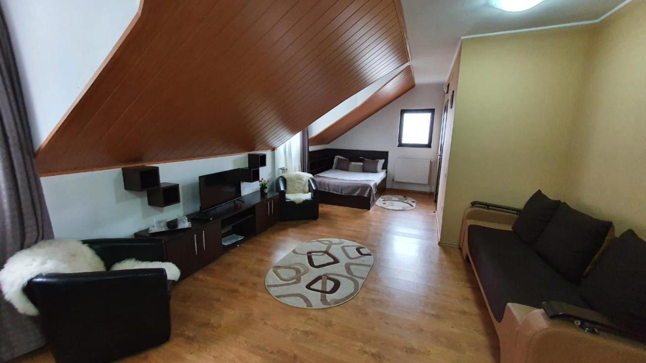 Hotel Casa Teleferic Buşteni Zewnętrze zdjęcie